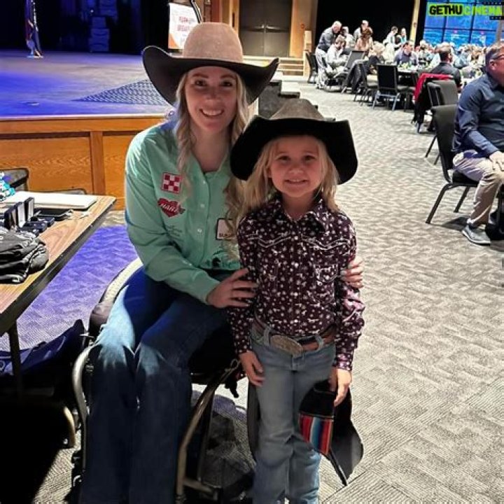 Amberley Snyder Accident, Bio, Wiki, Age, Height, Family, Rodeo, Movie, and Net Worth