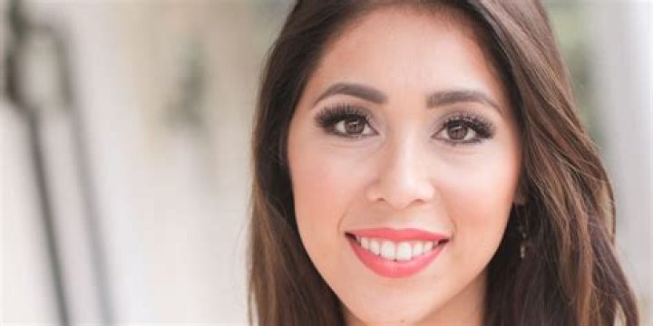 Audrey Castoreno KENS 5, Bio, Wiki, Age, Husband, Wedding, Salary, and Net Worth