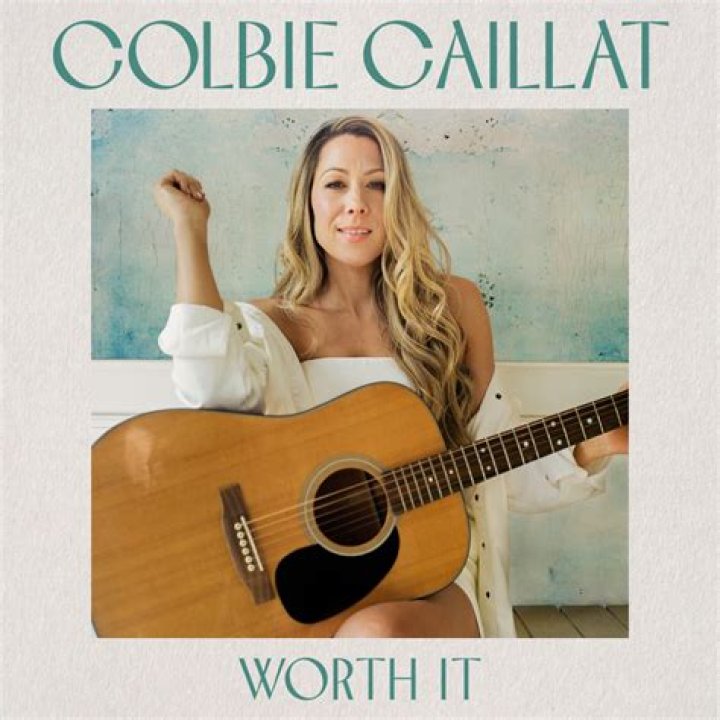 Colbie Caillat Net Worth – How Much is Caillat Worth?