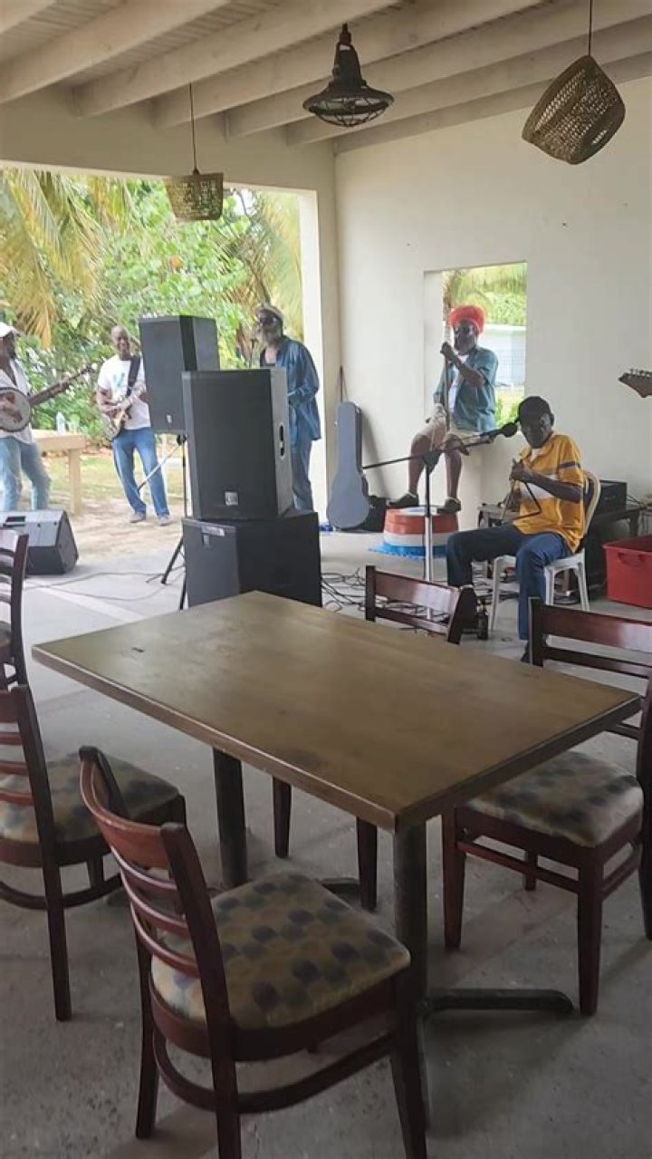 For Mikey Williams and His Siblings, College Education Is a Must - Know His Sister & Brother