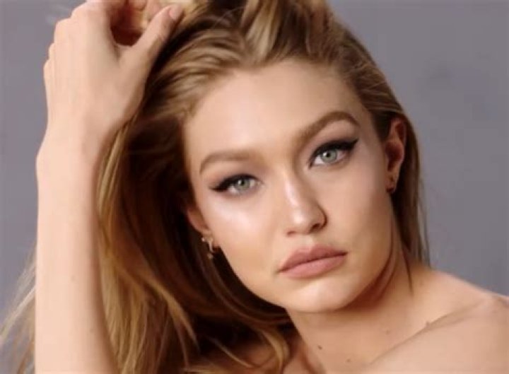 Gigi Hadid – Biography, Facts & Life Story