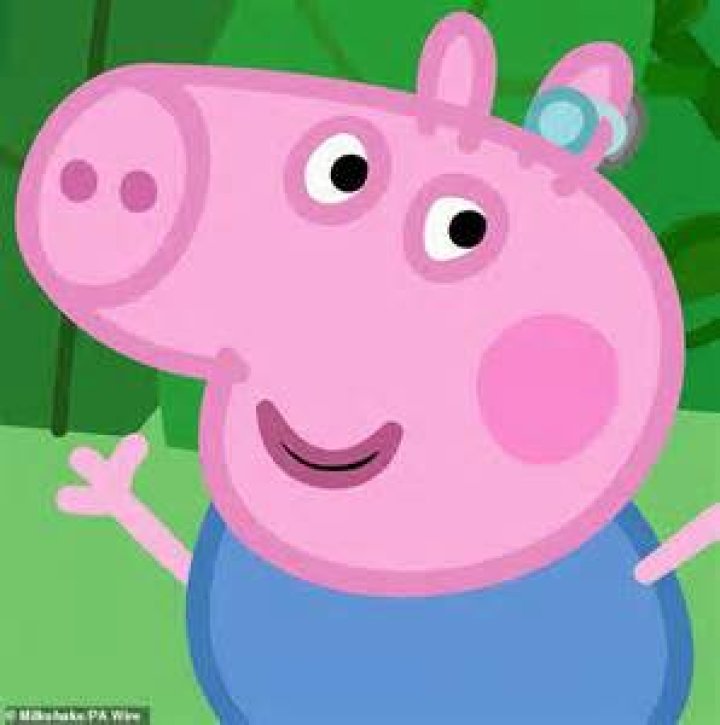 Huey Lewis Leans on Family to Cope with His Hearing Loss