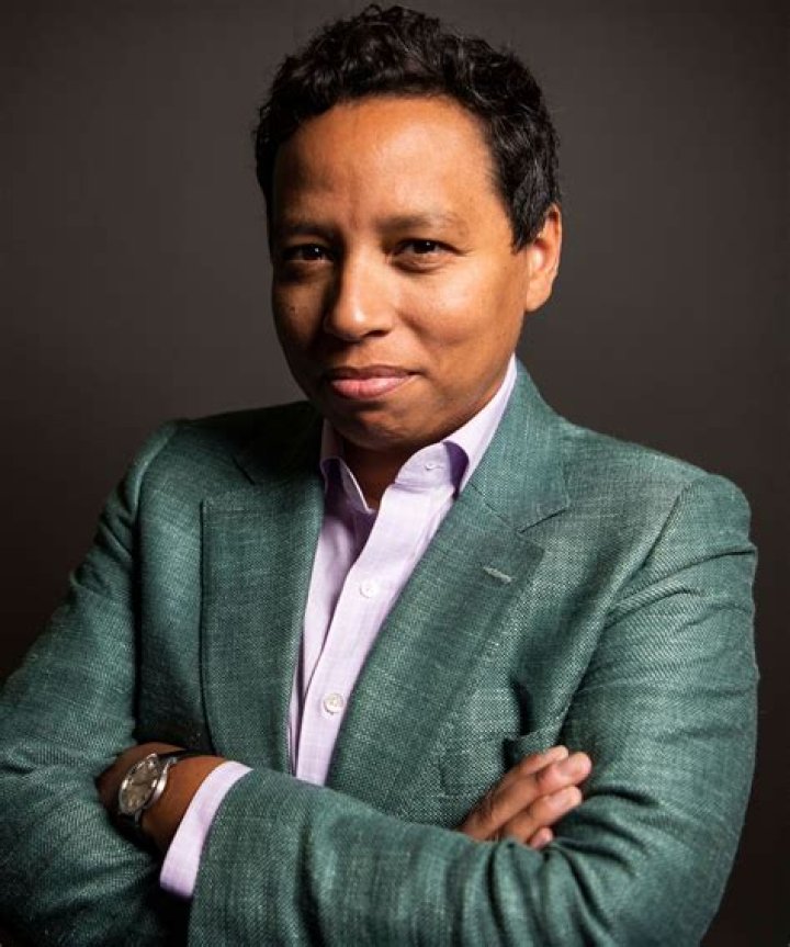 HuffPost Chief Lydia Polgreen's Gay Love! Married Tag In Bio, Keeping Intact