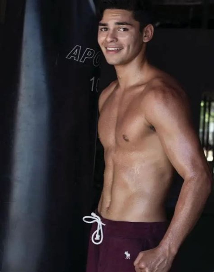 Inside Ryan García’s Serious Weight Cutting and Fitness