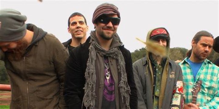 Jackass Star Bam Margera Surrenders, Ending Manhunt