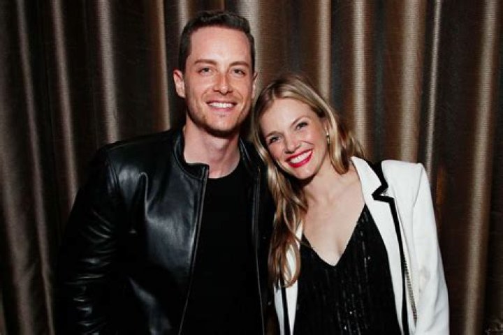 Jesse Lee Soffer's Actress Girlfriend Become Wife? Dating, Married Or Single?