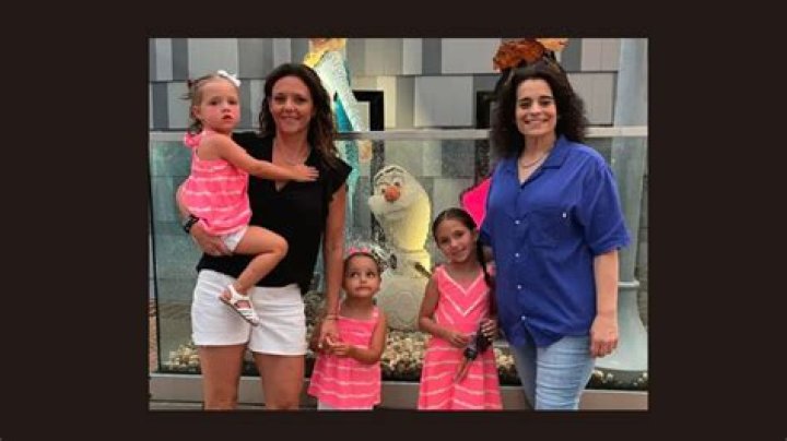 Jessica Kirson and Her Wife's Family Life With Four Lovely Daughters