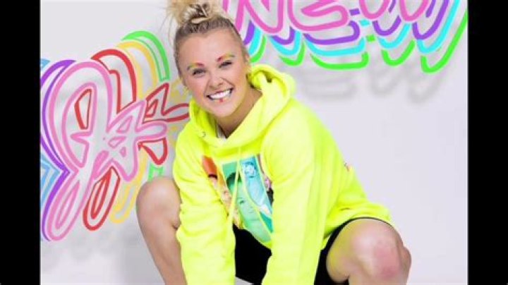 Jojo Siwa – Biography, Facts & Life Story