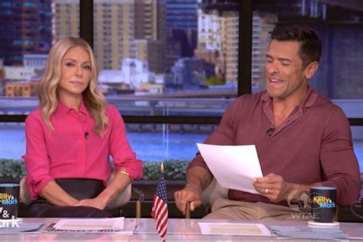 Kelly Ripa ABC, Bio, Wiki, Age, Sister, Husband, Salary, and Net Worth