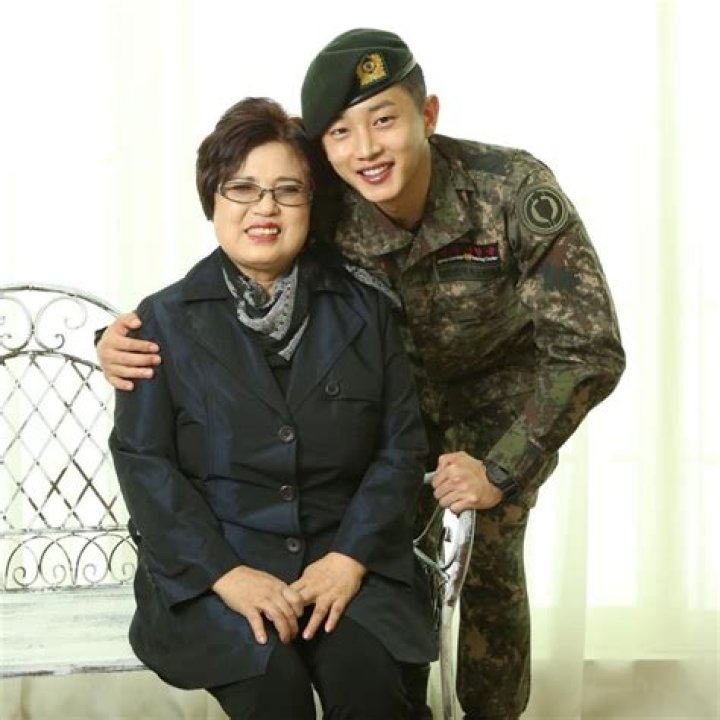 Kim Min Seok – Biography, Facts & Life Story