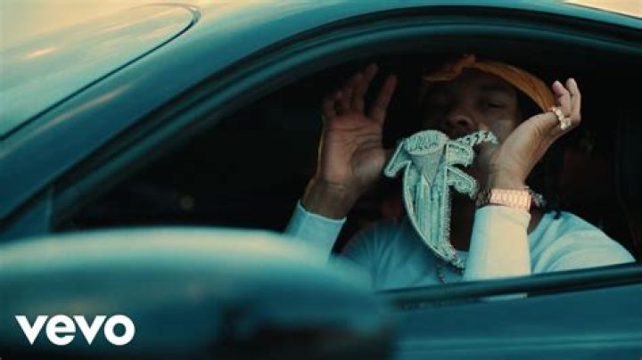 Larray from USA | Popnable