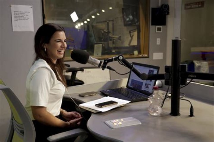 Leila Rahimi NBC, The Score, Bio, Wiki, Age, Height, Husband, Salary, and Net Worth