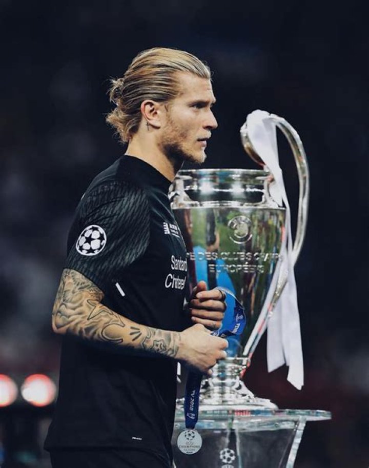 Loris Karius Wiki, Biographie, Age, Taille, Mariage, Famille & Informations