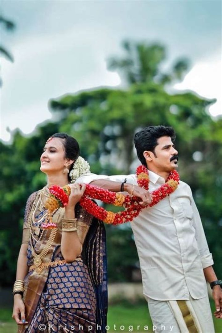 Meet Dave King And Engagement Photo