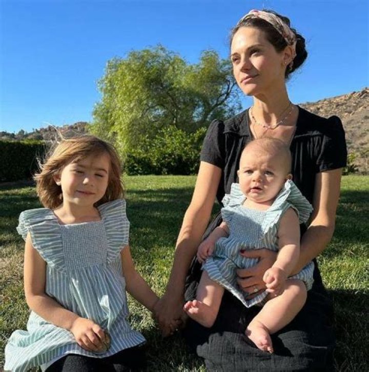 
Meet Greta Lilia Bean – Photos Of Lyndsy Fonseca’s Daughter With Husband Noah Bean
