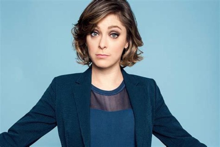 Rachel Bloom – Biography, Facts & Life Story