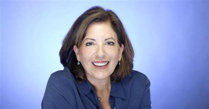 Robin Abcarian Los Angeles Times, Bio, Wiki, Age, Husband, Salary, and Net Worth