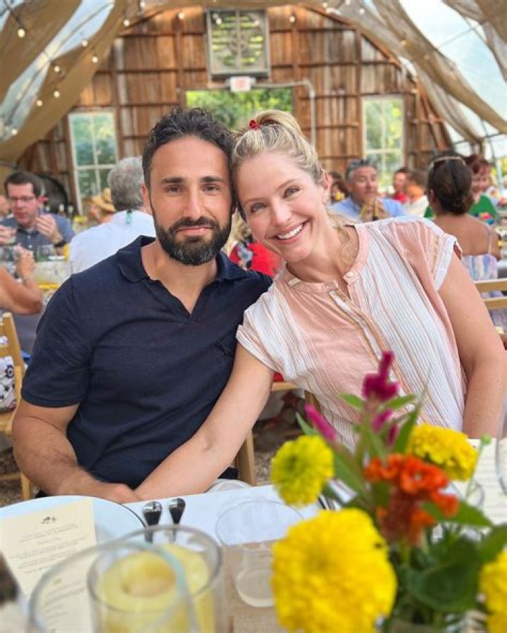 Sara Haines The View, Bio, Wiki, Age, Height, Husband, Max Shifrin, Salary, and Net Worth