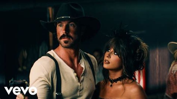 Sir Chloe from USA | Popnable