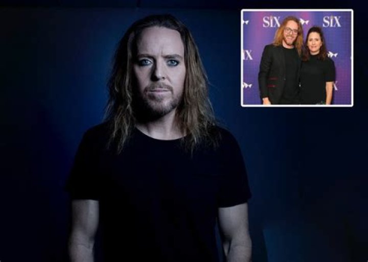 Tim Minchin’s First Studio Album Discussed His Relationship with Wife and Fidelity