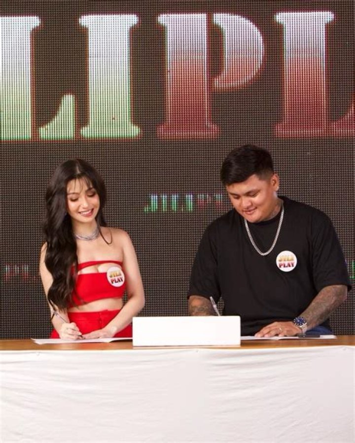 What Does Donnalyn Bartolome Do For a Living?