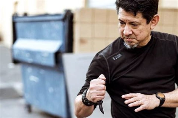 What happened to Doug Marcaida from Forged in Fire? wiki, bio, net worth, Injury, Wife?