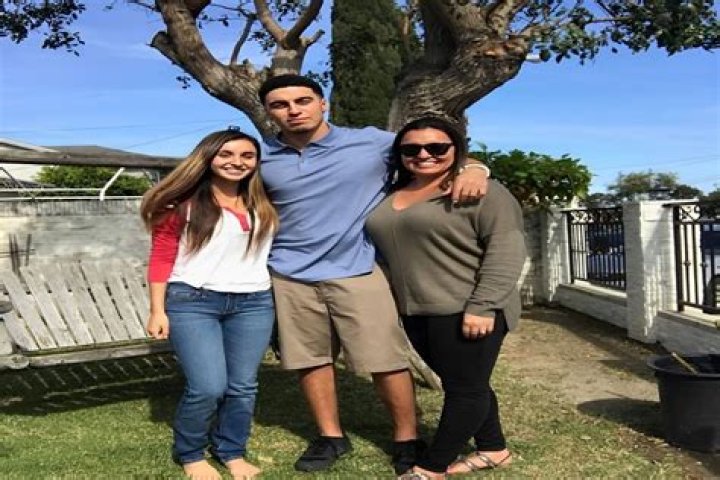 Who Are Marisa And Ryan Thompson? Tyrone Taylor Parents Age Gap And Family